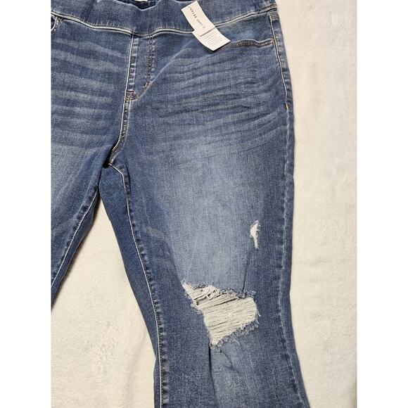 Lane Bryant High Rise distressed Jegging Padel jeans size 18 plus size denim NWT - Picture 2 of 10
